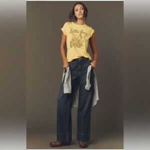 ✨ Pilcro Gilligan High-Rise Flare Jeans Size 28✨